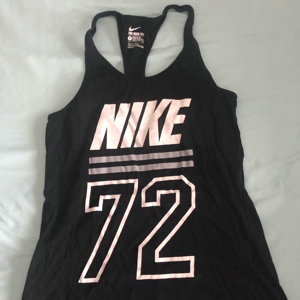NIKE workout top